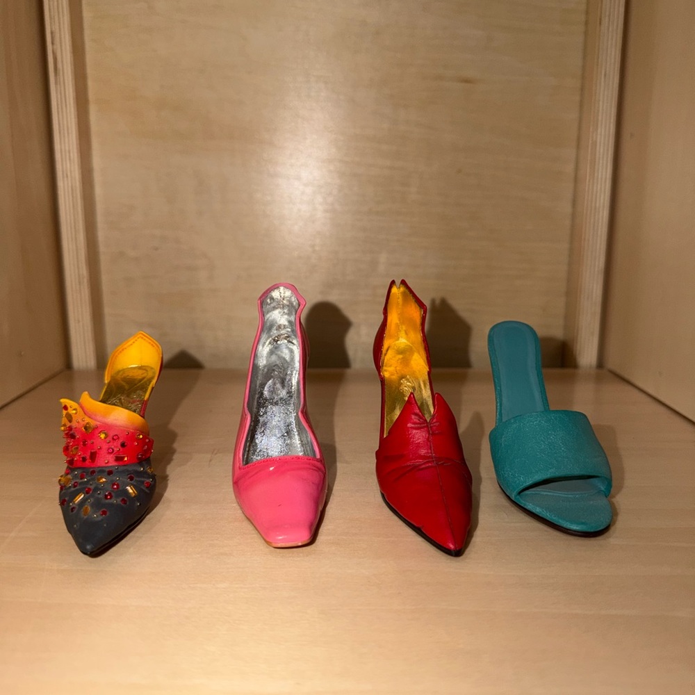 Lot of 4 Raine Just the‎ Right Shoe Mixed Assortment Vintage